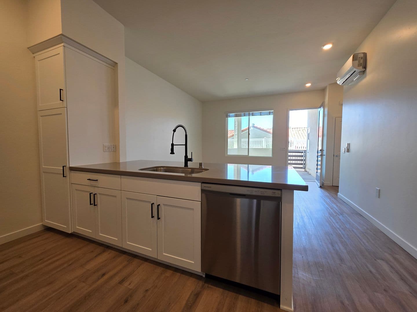 National City Apartment: 310 Palm Ave