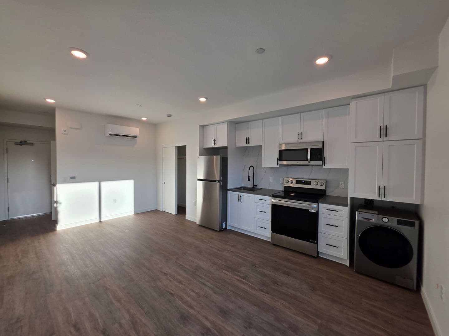 San Diego Apartment: 2435 Imperial Ave