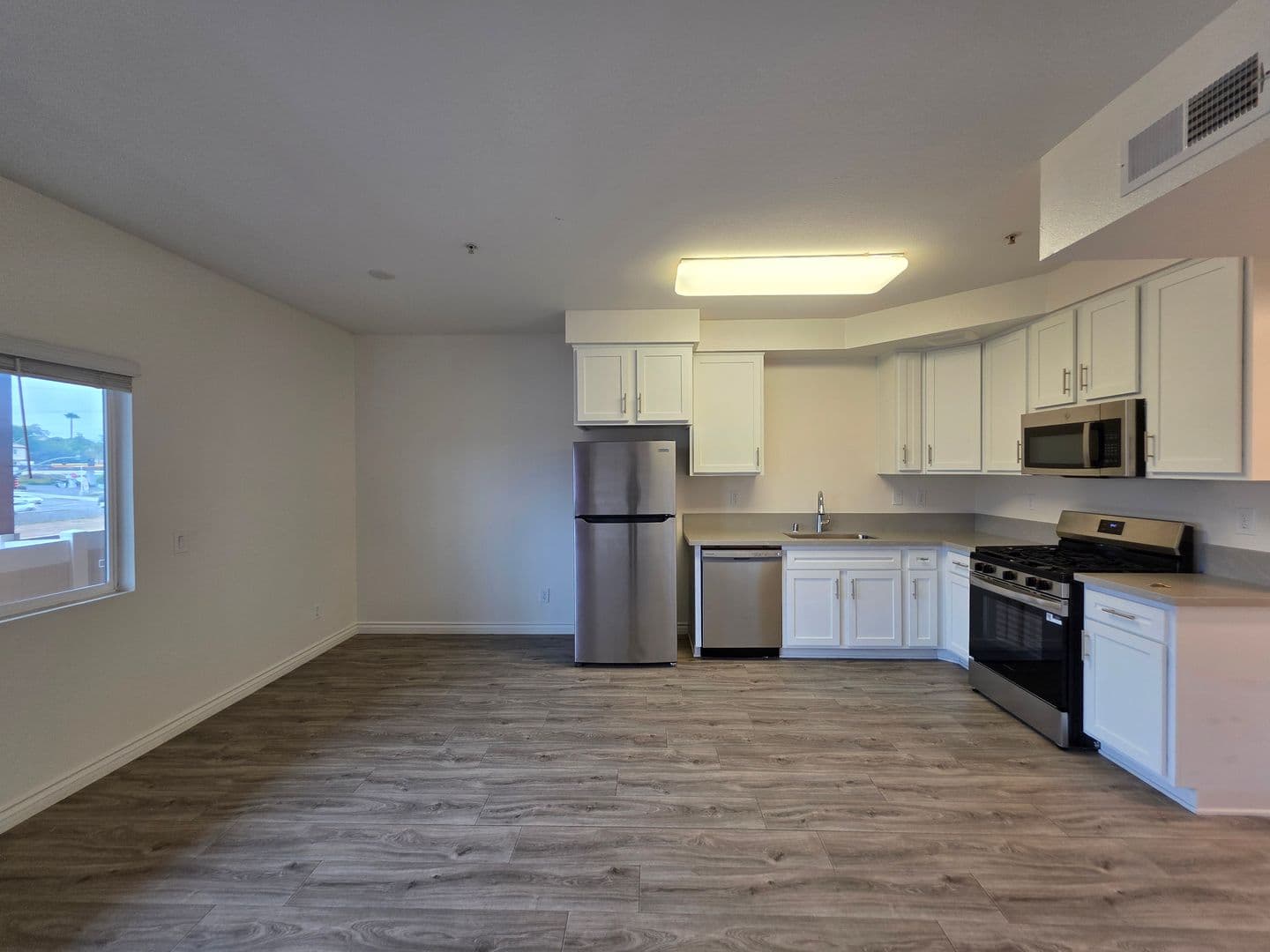National City Apartment: 840 Palm Ave