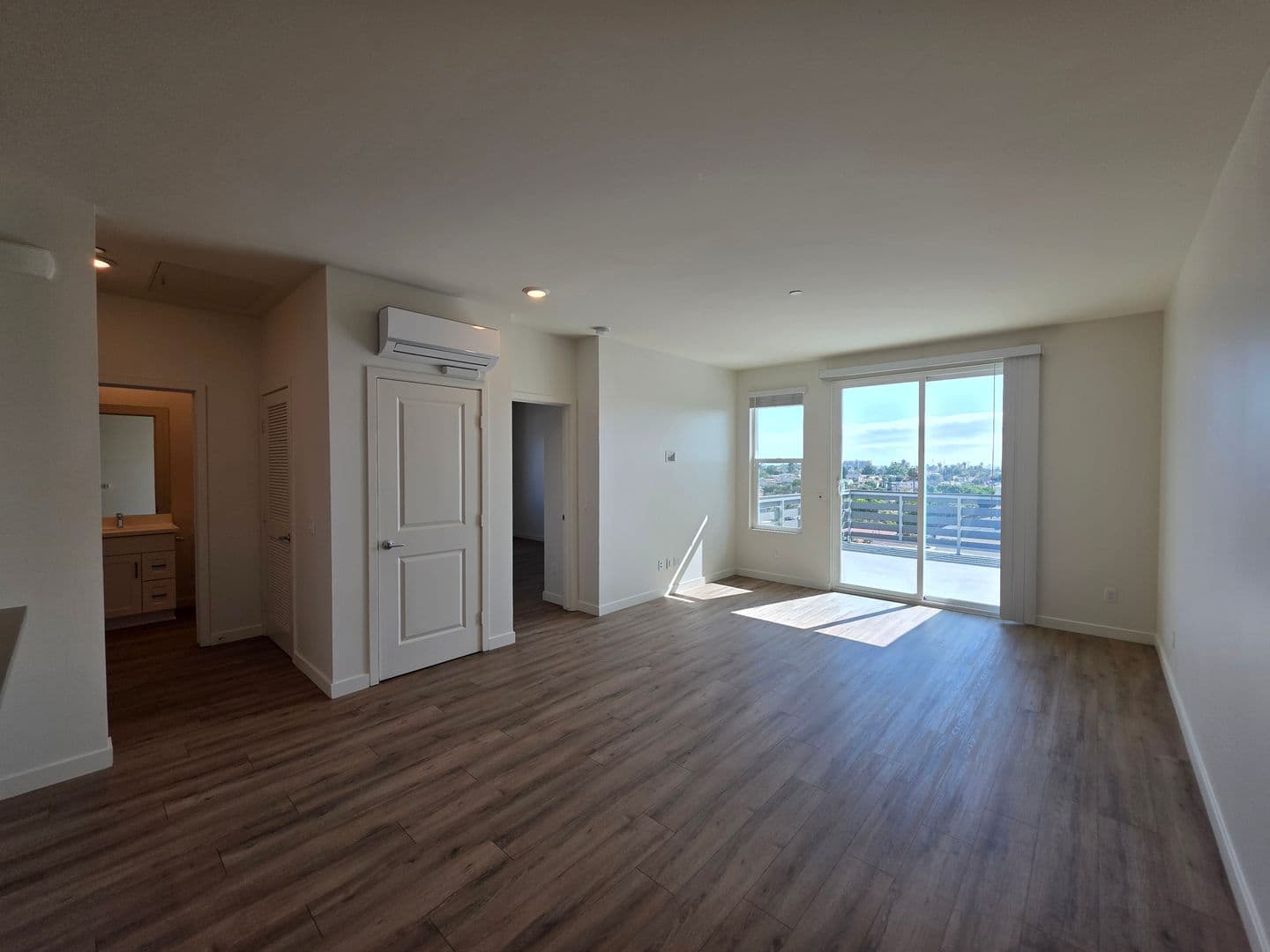 National City Apartment: 310 Palm Ave