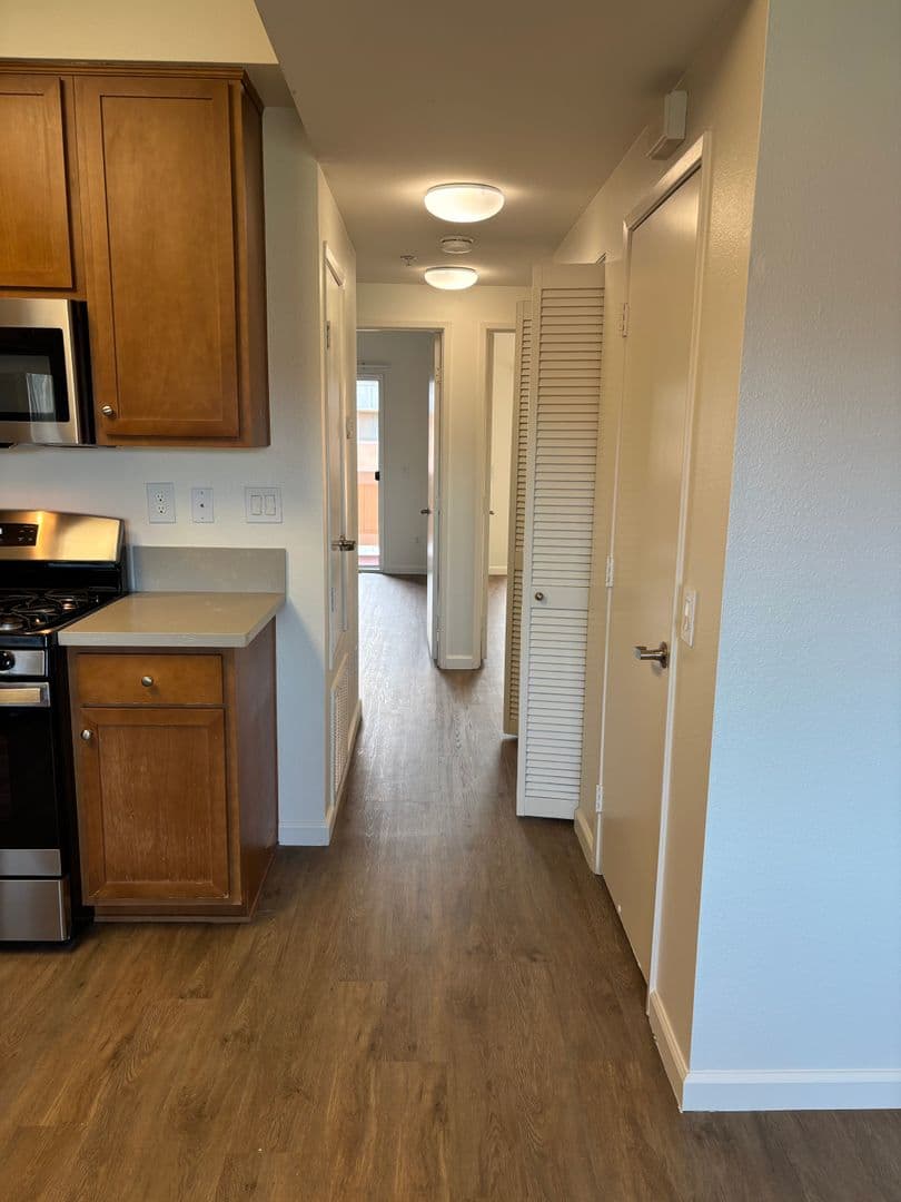 National City Apartment: 840 Palm Ave