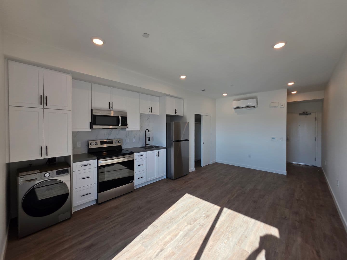 San Diego Apartment: 2435 Imperial Ave