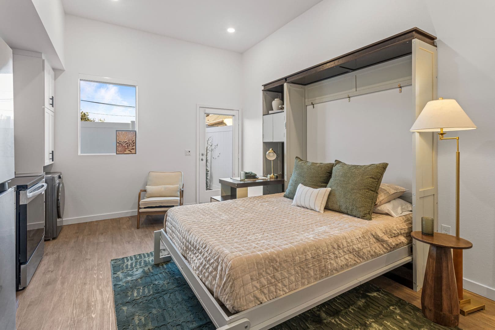 San Diego Apartment: 2435 Imperial Ave