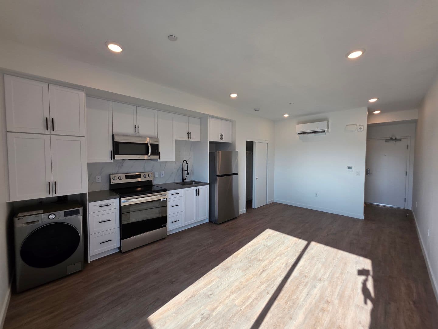 San Diego Apartment: 2435 Imperial Ave
