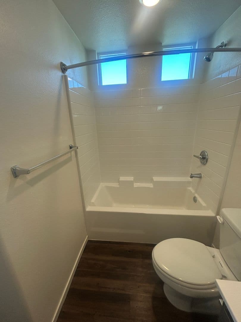 National City Apartment: 142 E 31st Street