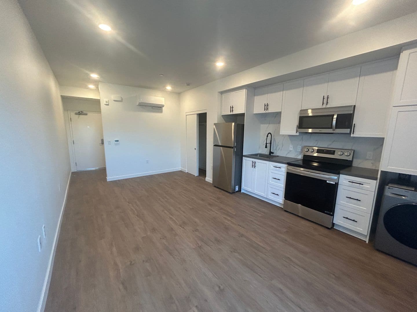 San Diego Apartment: 2435 Imperial Ave