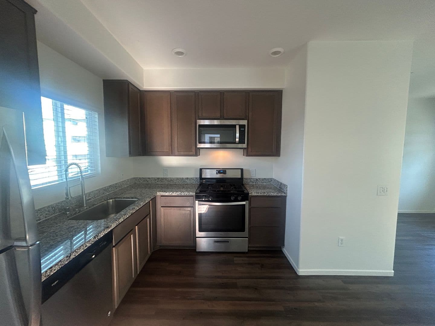 National City Apartment: 142 E 31st Street