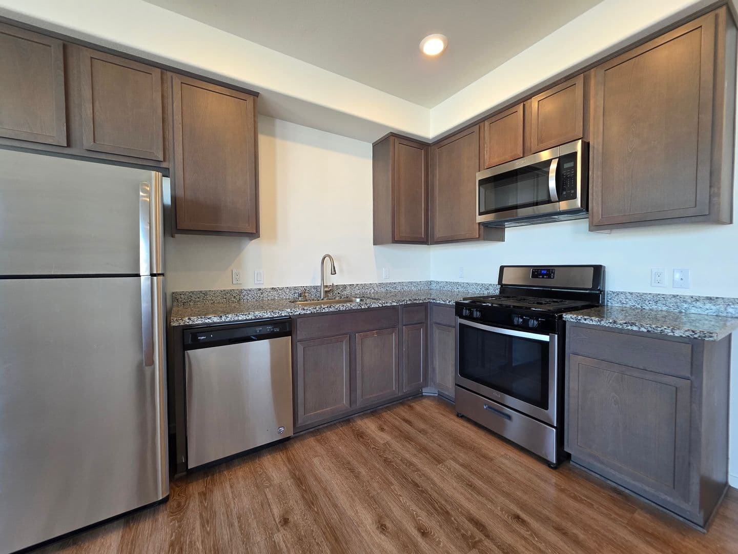 National City Apartment: 142 E 31st Street
