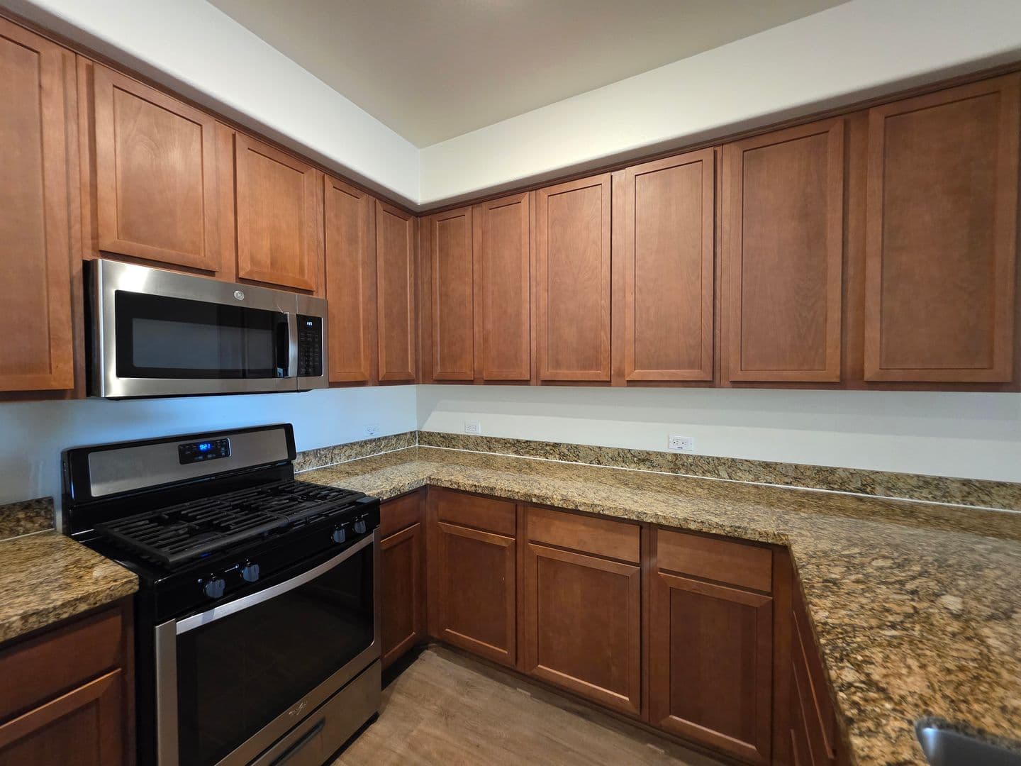 National City Apartment: 1447 Sheryl Ln