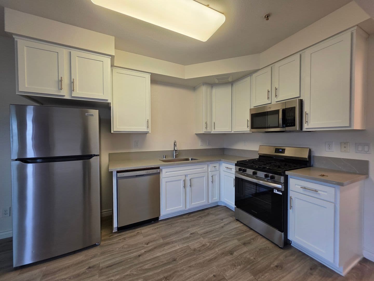 National City Apartment: 840 Palm Ave