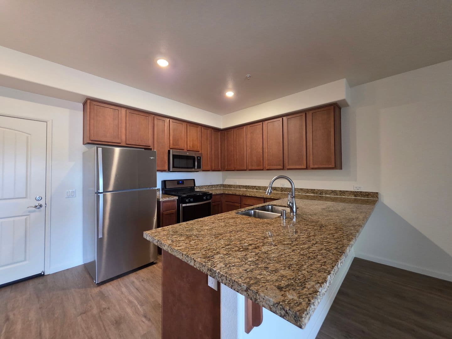 National City Apartment: 1447 Sheryl Ln