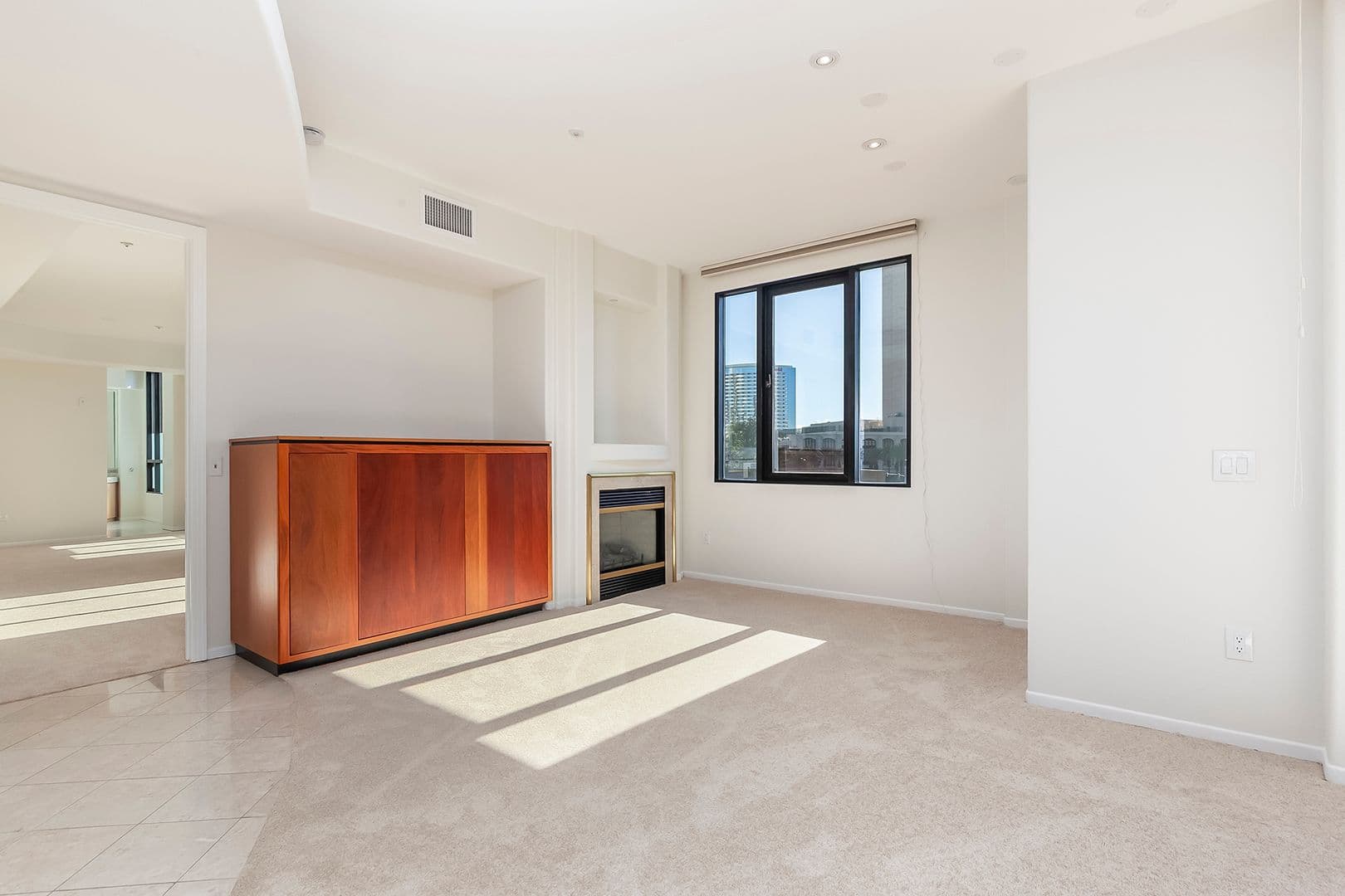 San  Diego Condo: 611 G Street Unit #321