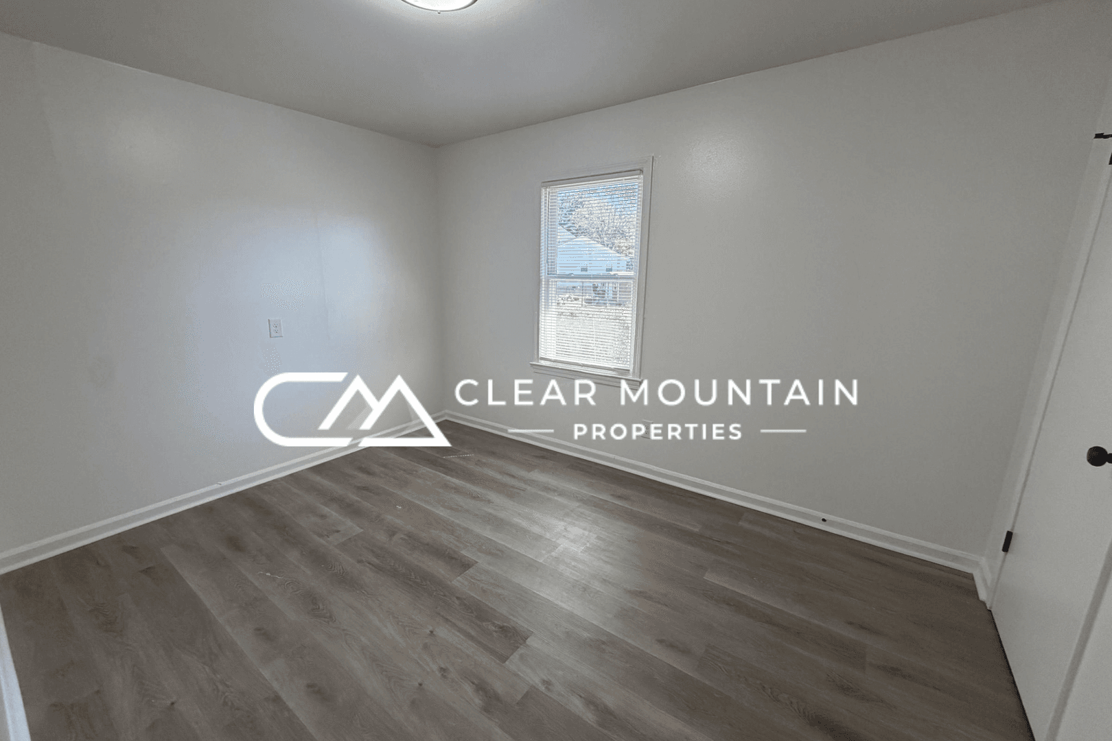 Greer Apartment: 19 Dunbar Court