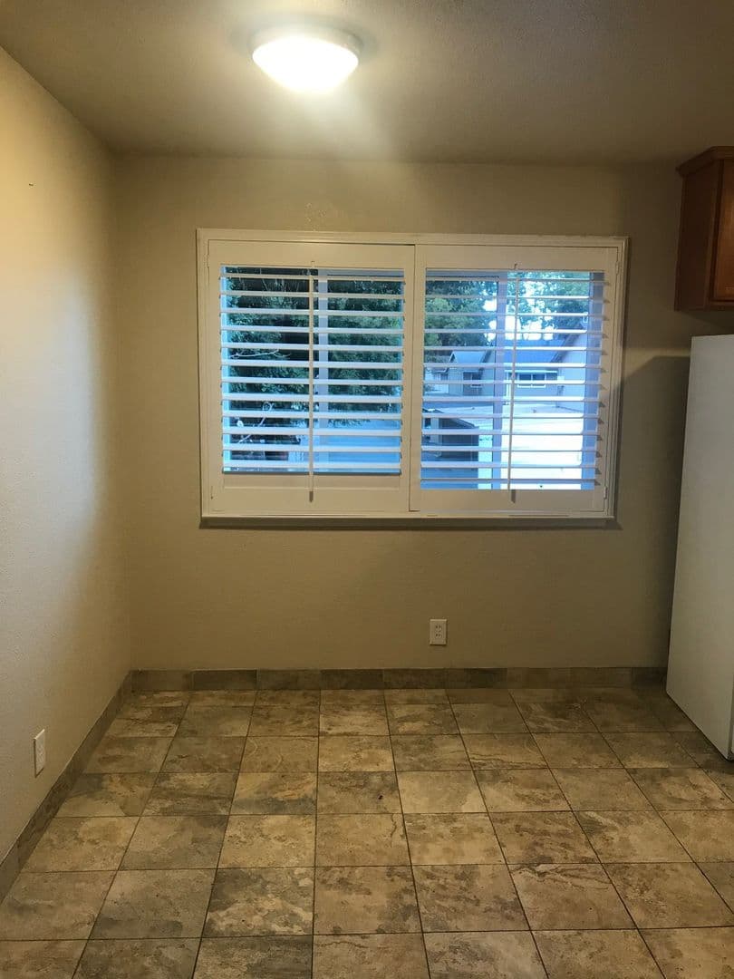 San Jose Apartment: 1138 Carlsbad Dr.