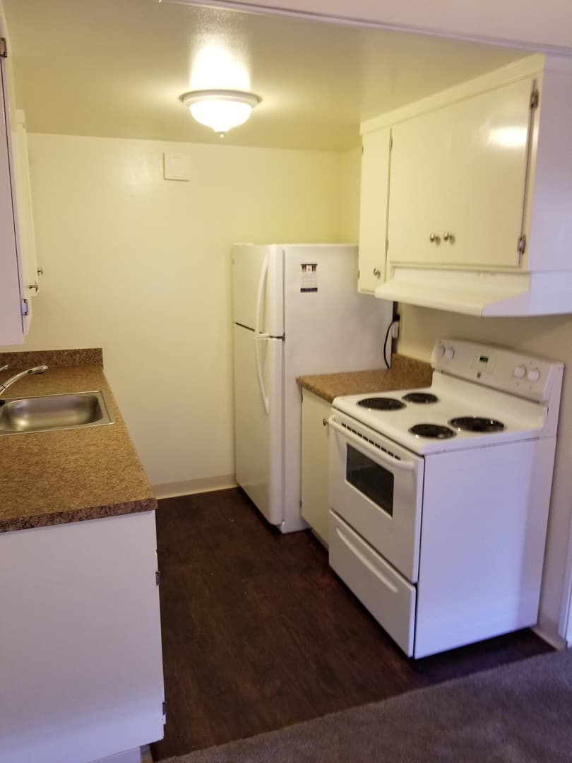 Mountain View Apartment: 2483, 2485, 2489, 2491 Whitney Drive