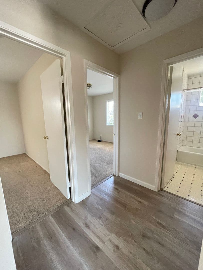 Santa Clara Apartment: 2206 Deborah Drive