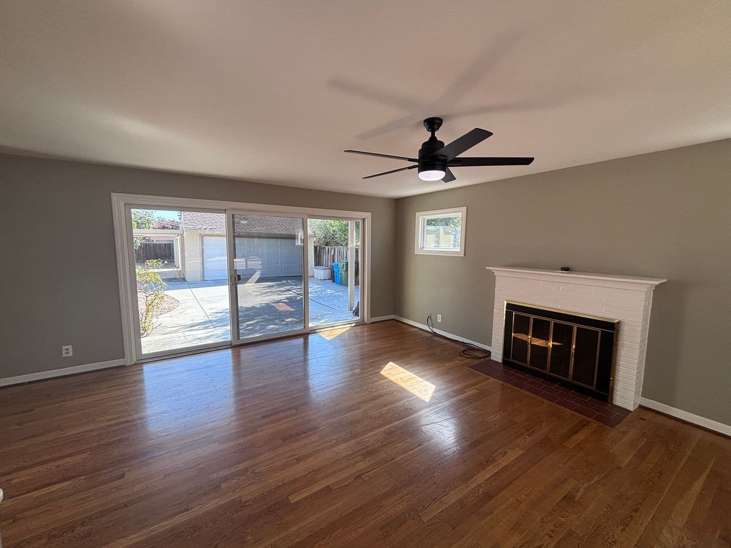 Santa Clara House: 112 N. Cypress Ave