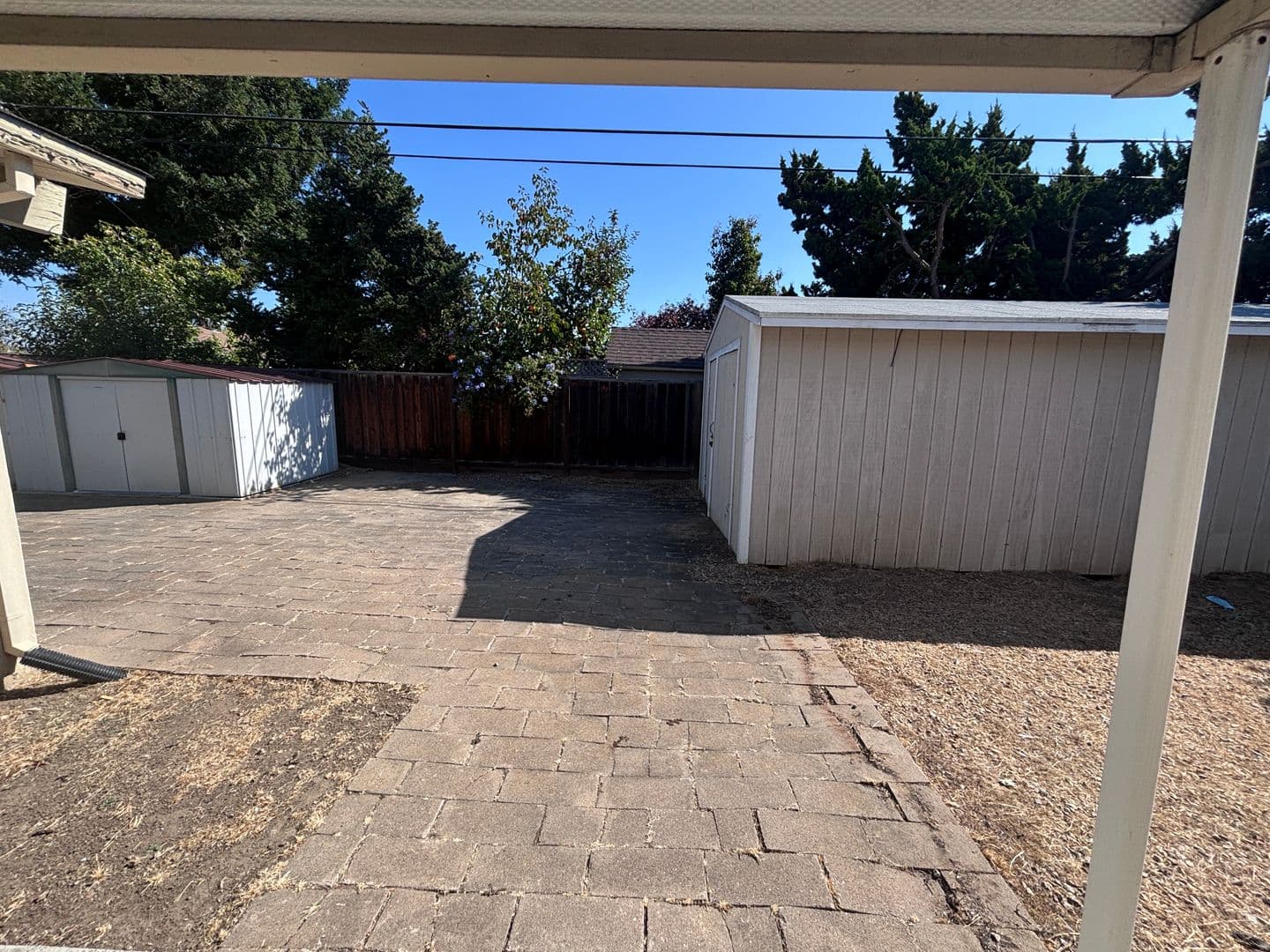 Santa Clara House: 112 N. Cypress Ave