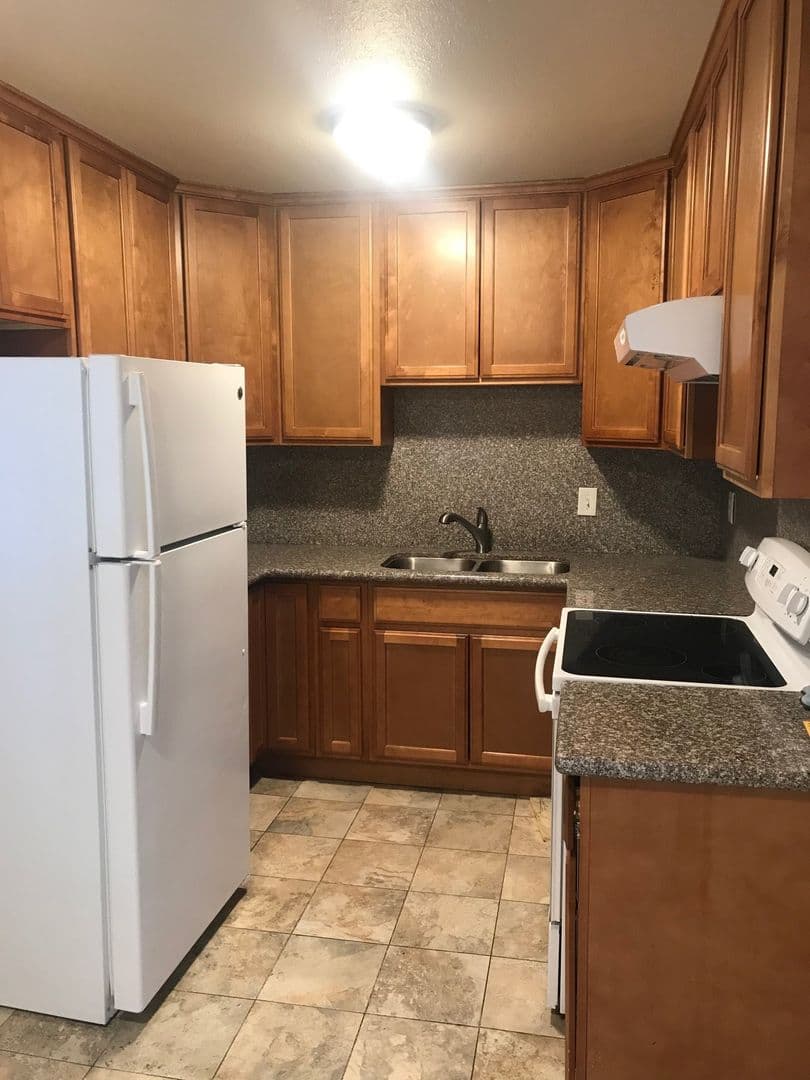 San Jose Apartment: 1138 Carlsbad Dr.