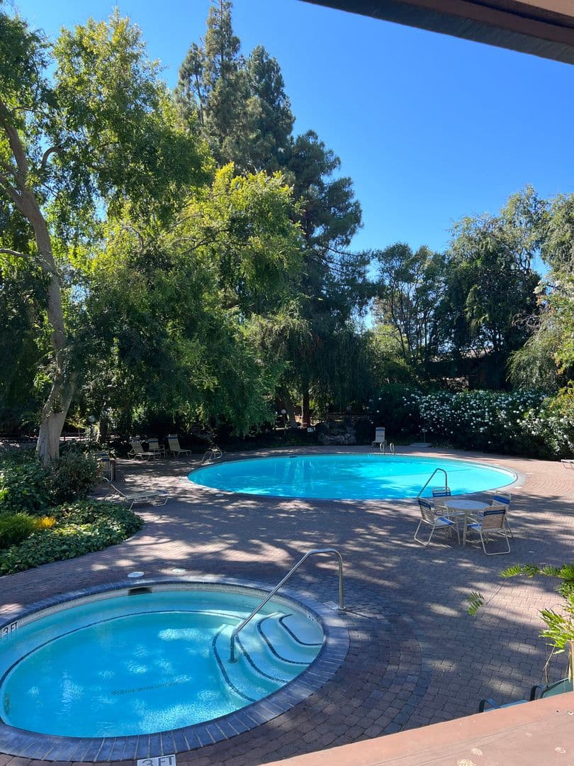 Santa Clara House: 151 Buckingham Drive #234