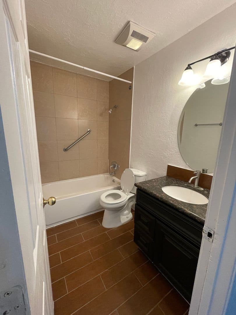 San Jose Apartment: 721 - 723 Menker Ave