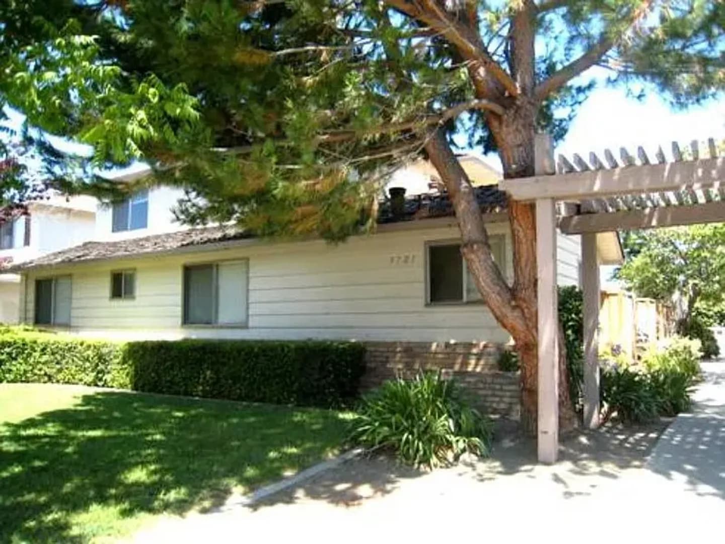San Jose Apartment: 3721 Underwood Drive