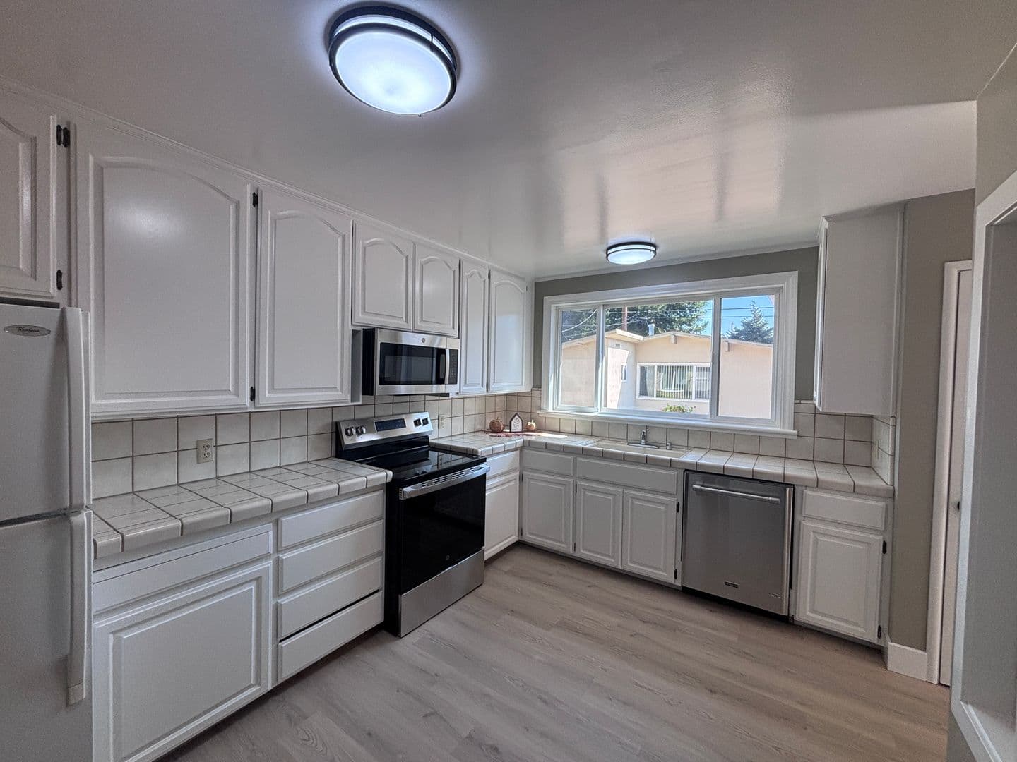 Santa Clara House: 112 N. Cypress Ave