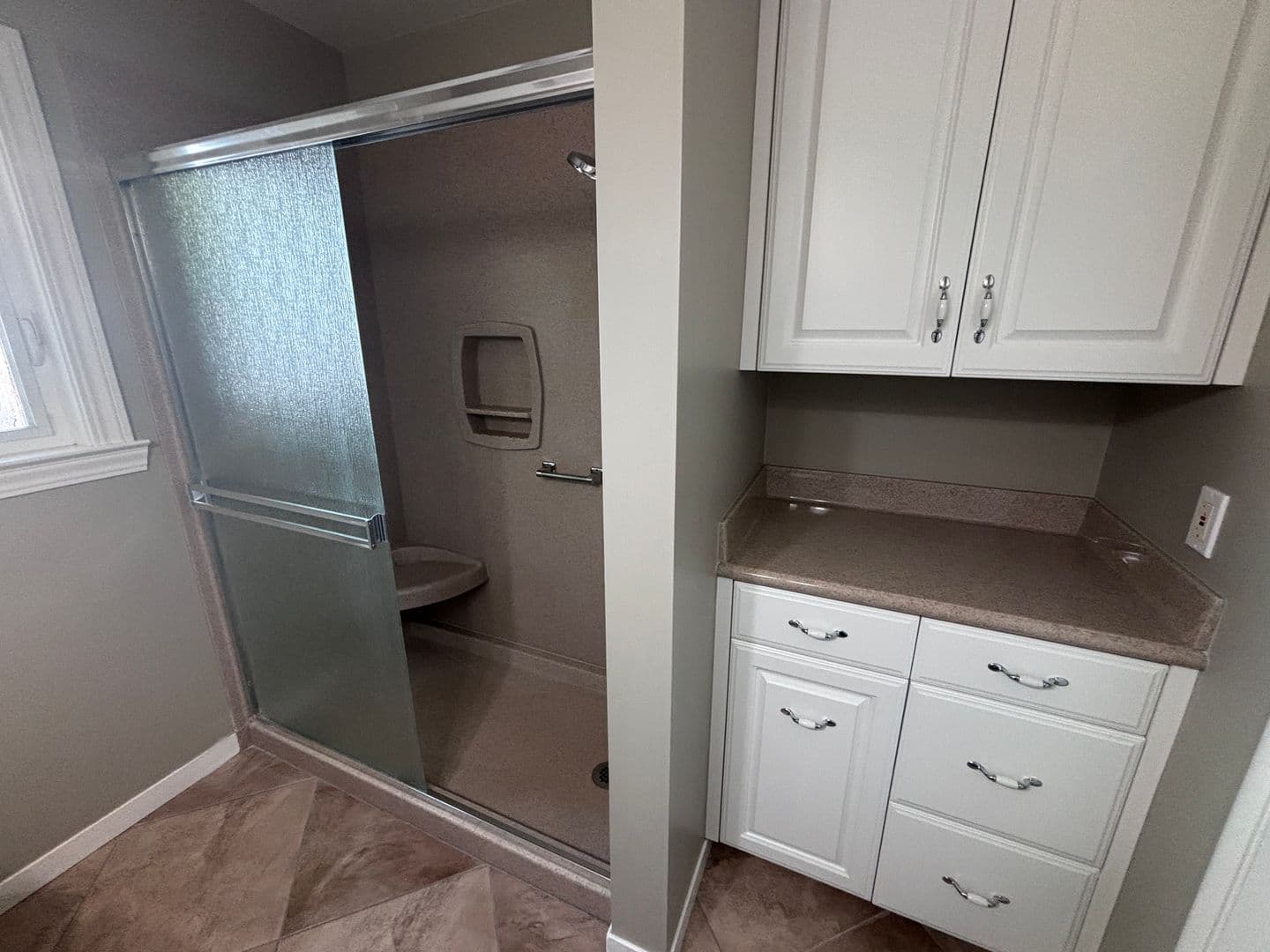 Santa Clara House: 112 N. Cypress Ave
