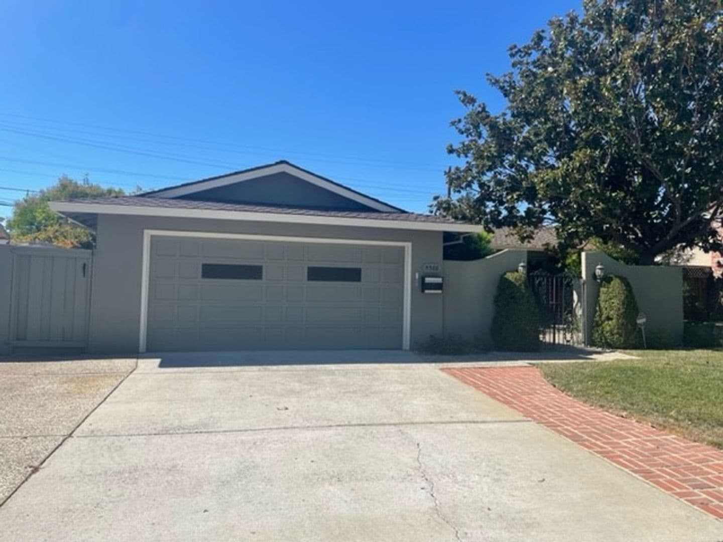 San Jose House: 4588 Corona Drive