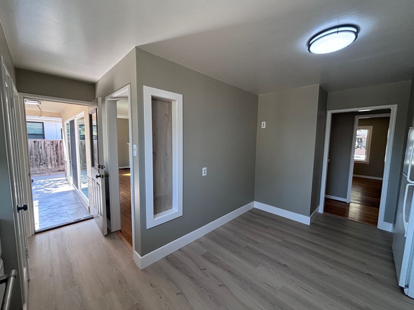 Santa Clara House: 112 N. Cypress Ave