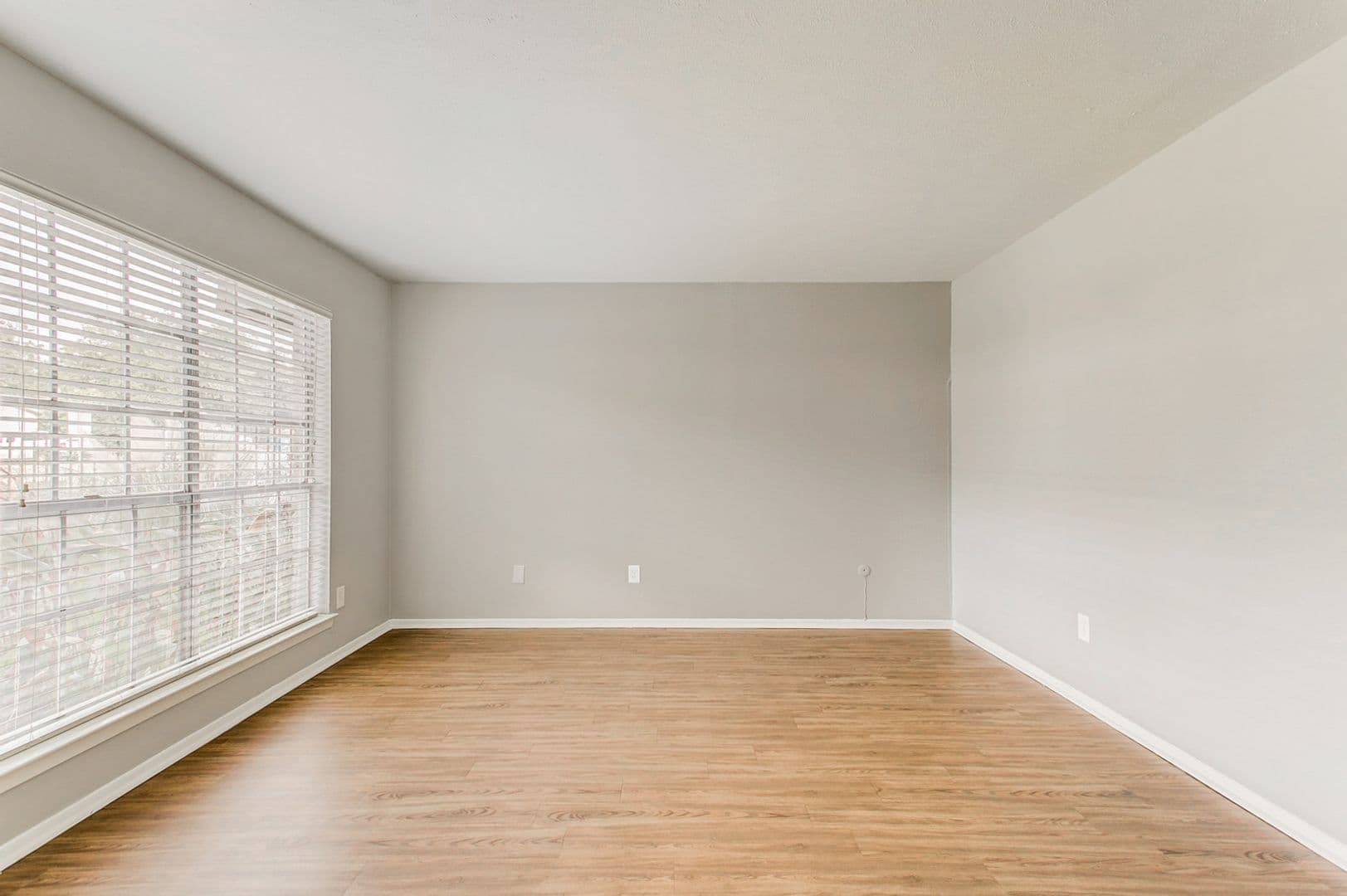 Fort Worth Apartment: 2200 W Lowden Street