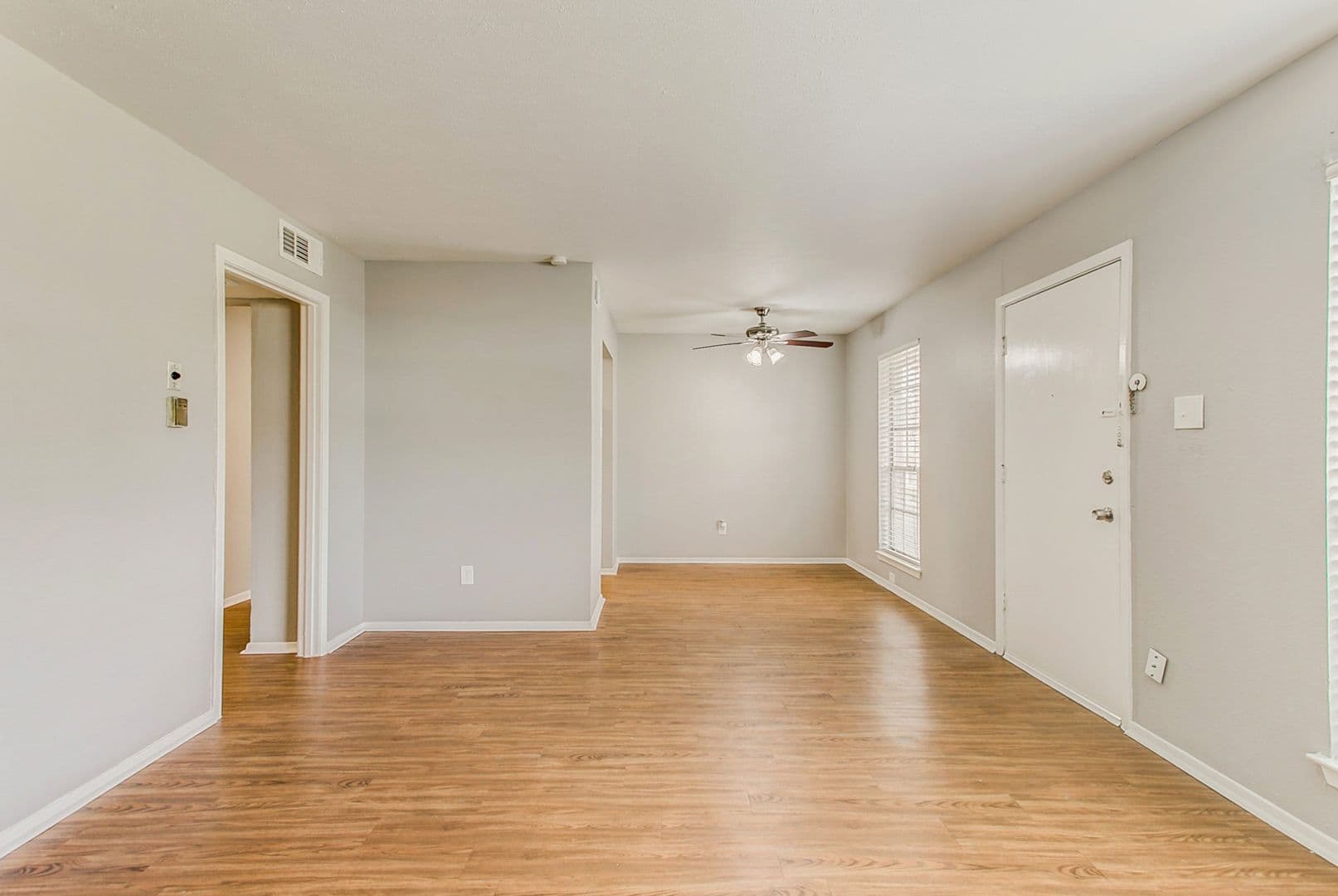 Fort Worth Apartment: 2200 W Lowden Street