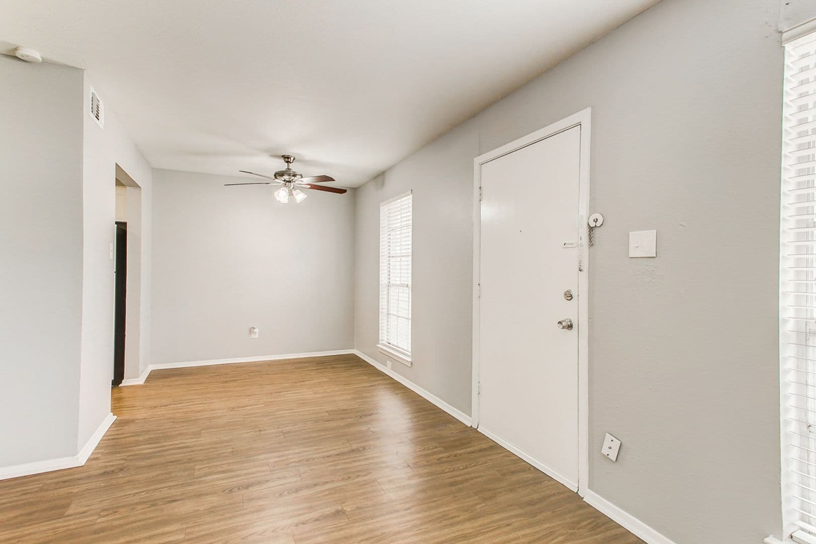 Fort Worth Apartment: 2200 W Lowden Street