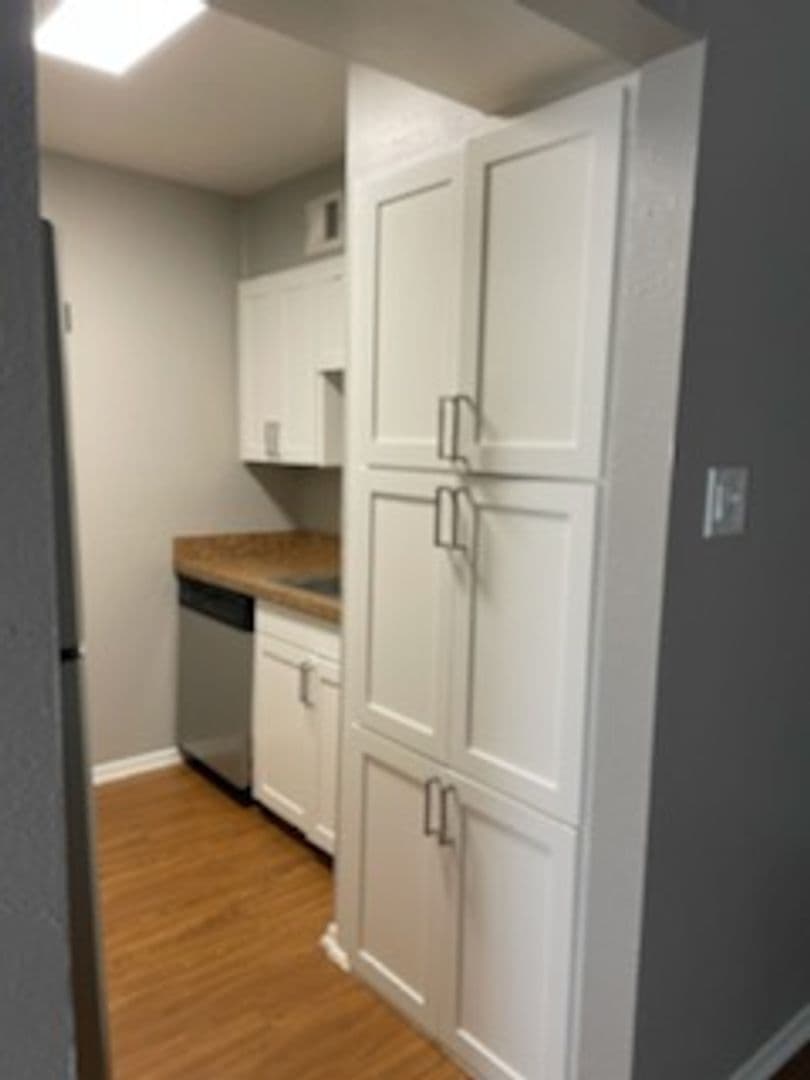 Fort Worth Apartment: 2200 W Lowden Street