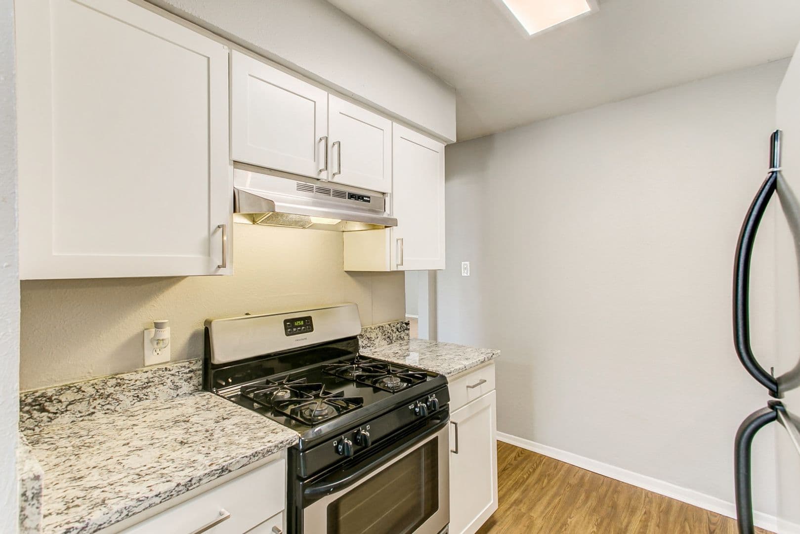 Fort Worth Apartment: 2200 W Lowden Street