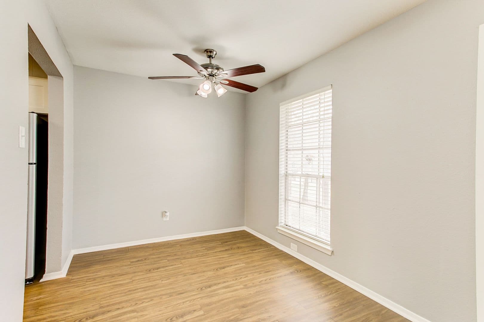 Fort Worth Apartment: 2200 W Lowden Street