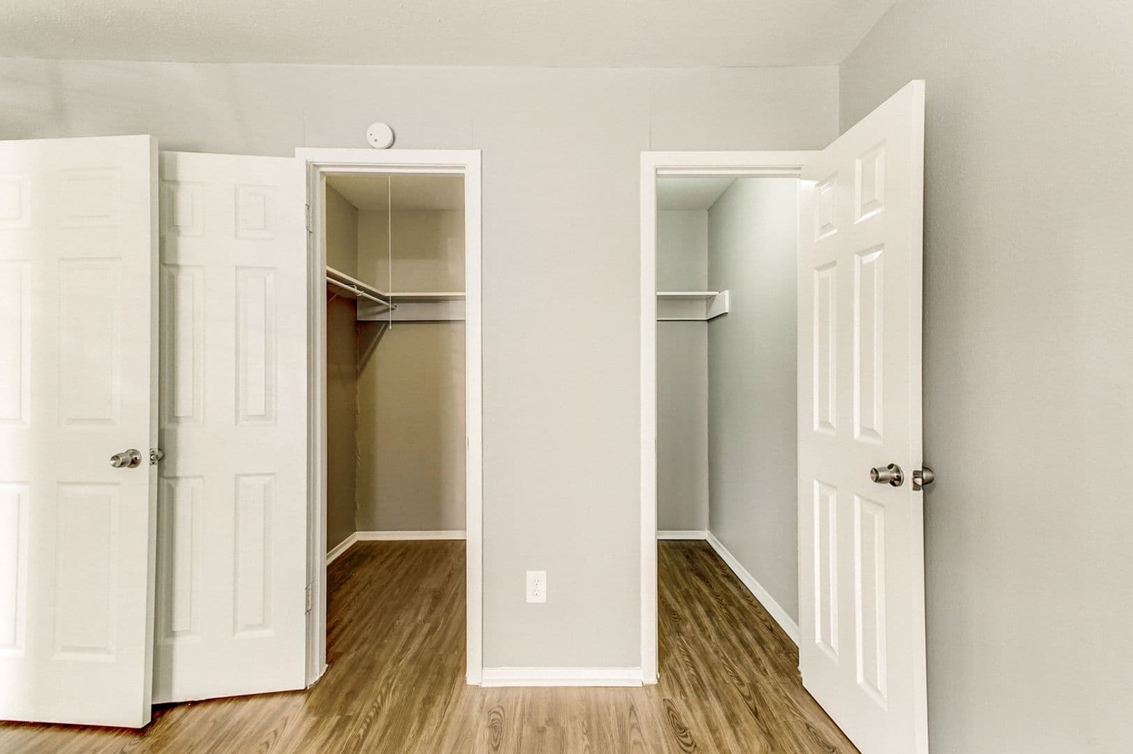 Fort Worth Apartment: 2200 W Lowden Street