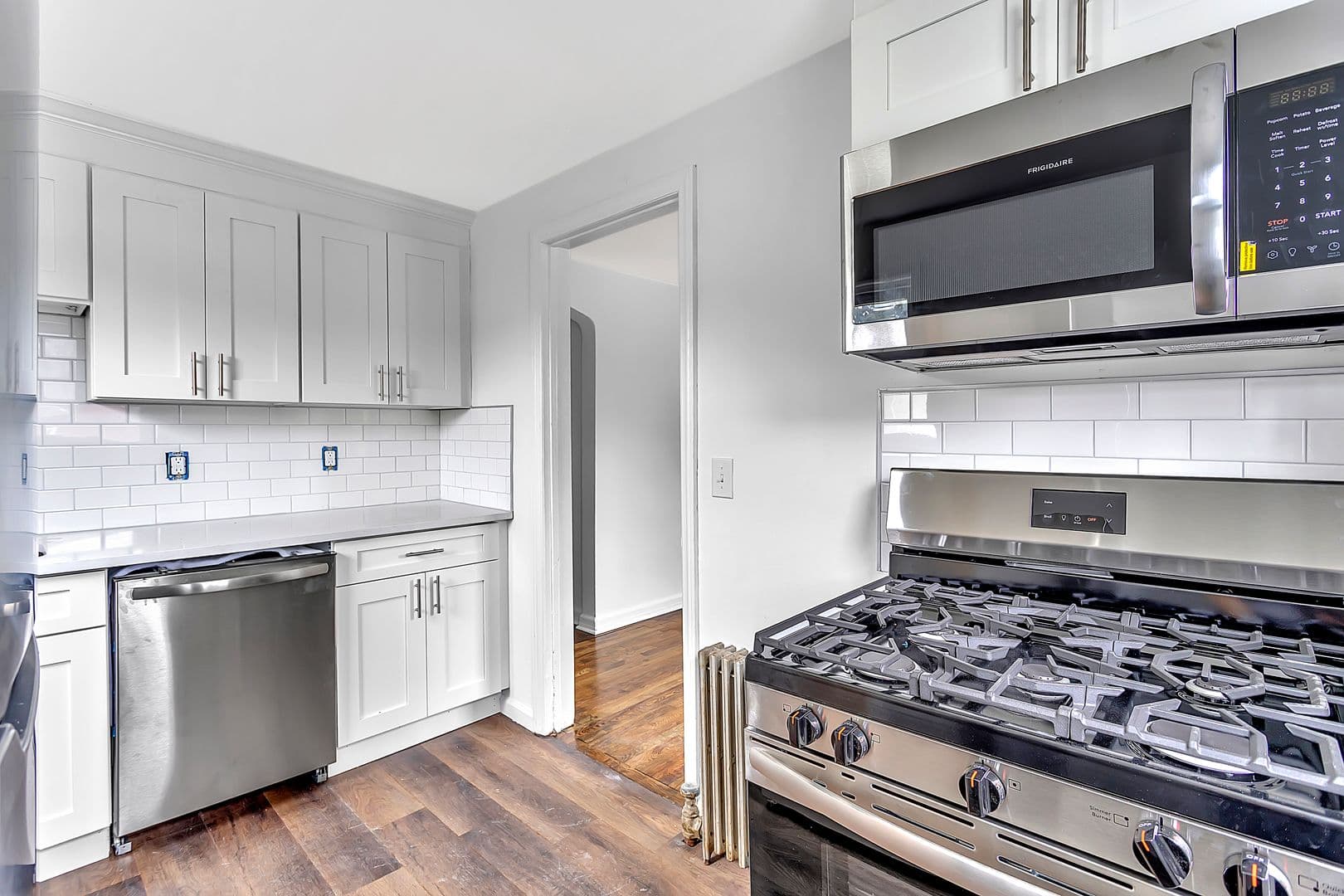 Dunellen Apartment: 401 Sanford Ave
