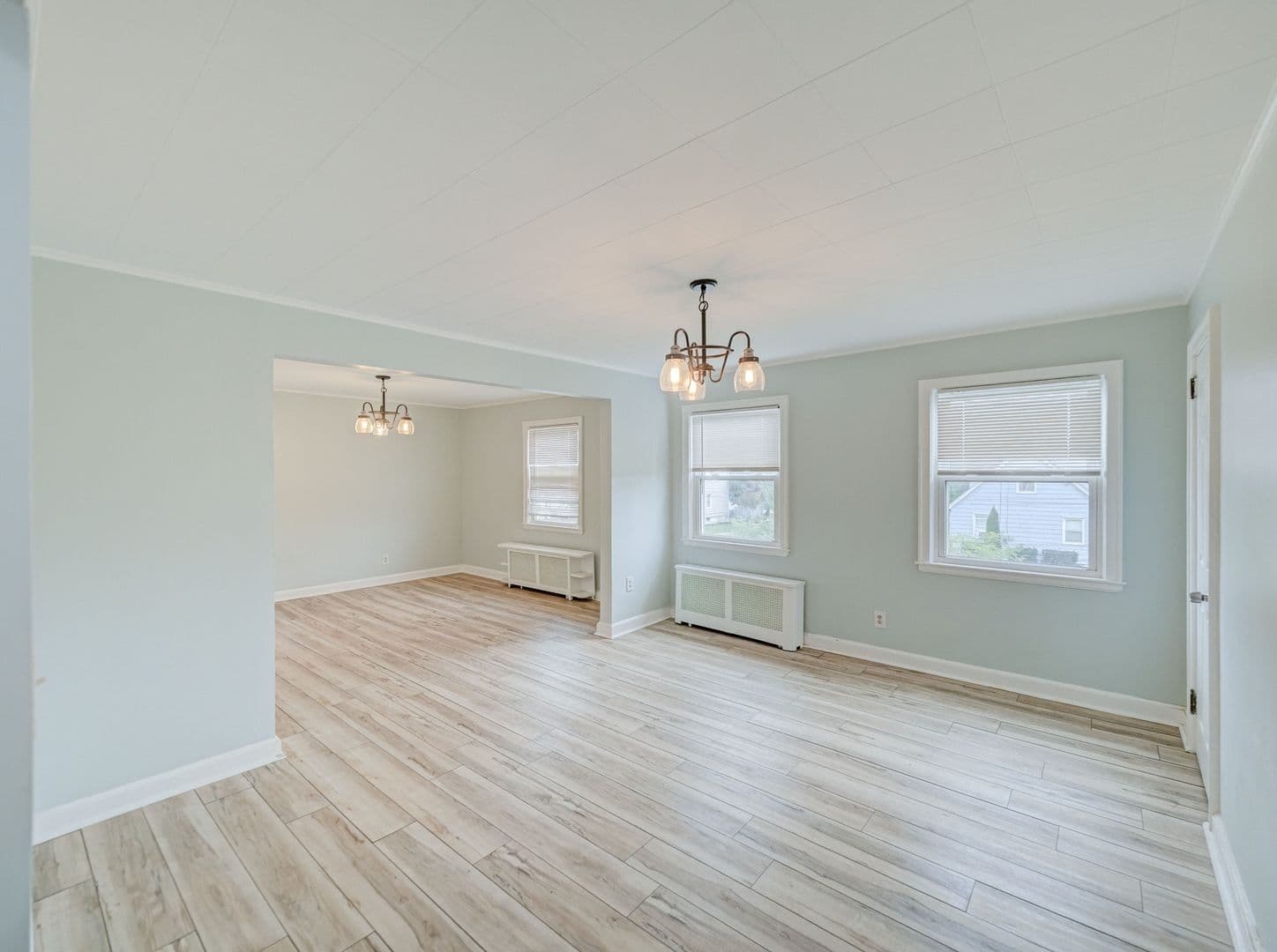 Bound Brook Apartment: 407 Longwood Ave