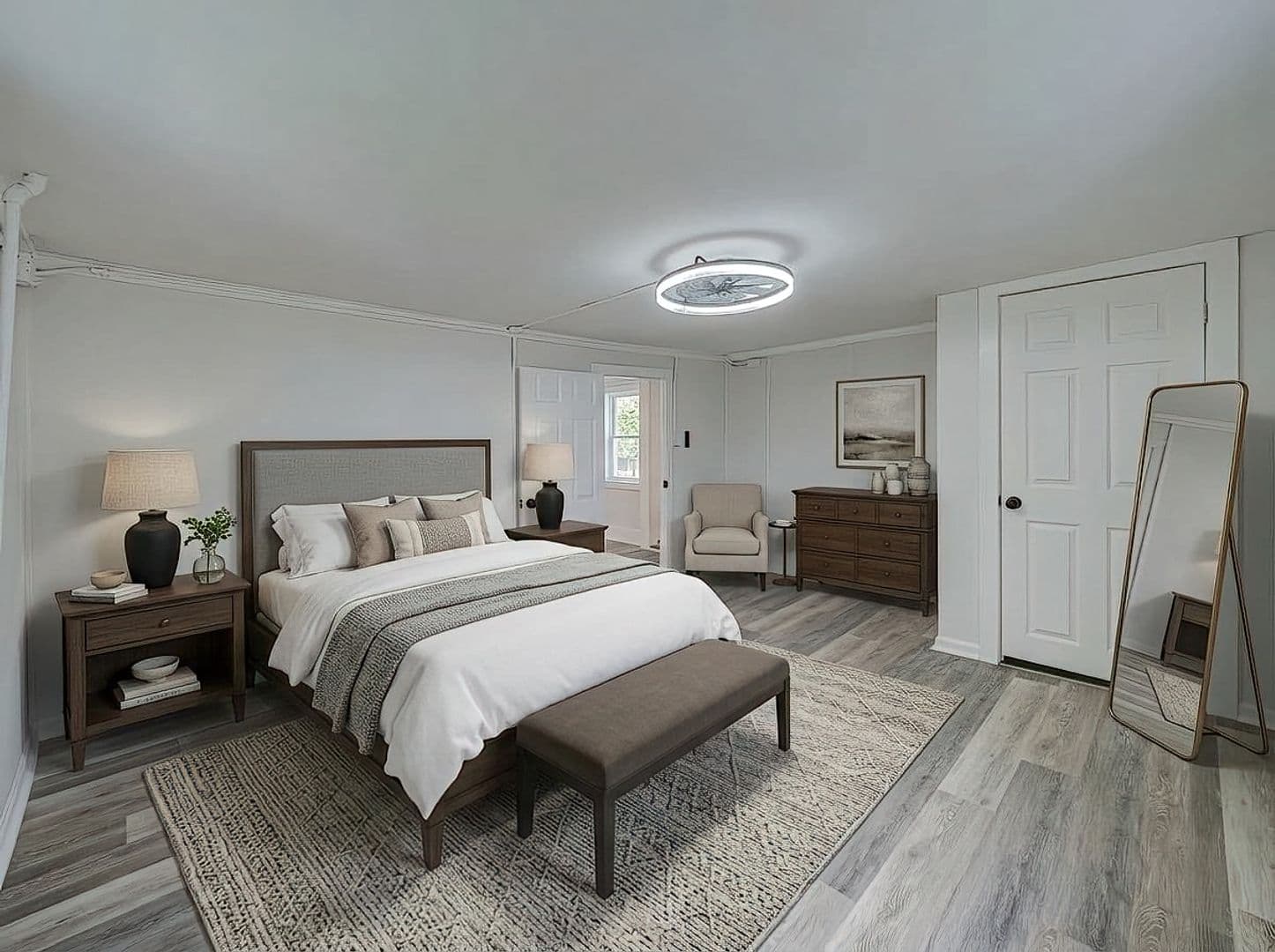 Sommerville Apartment: 148 Davenport Street,