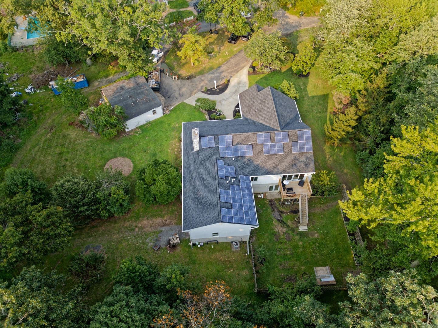 Morganville House: 17 Bauers Ln