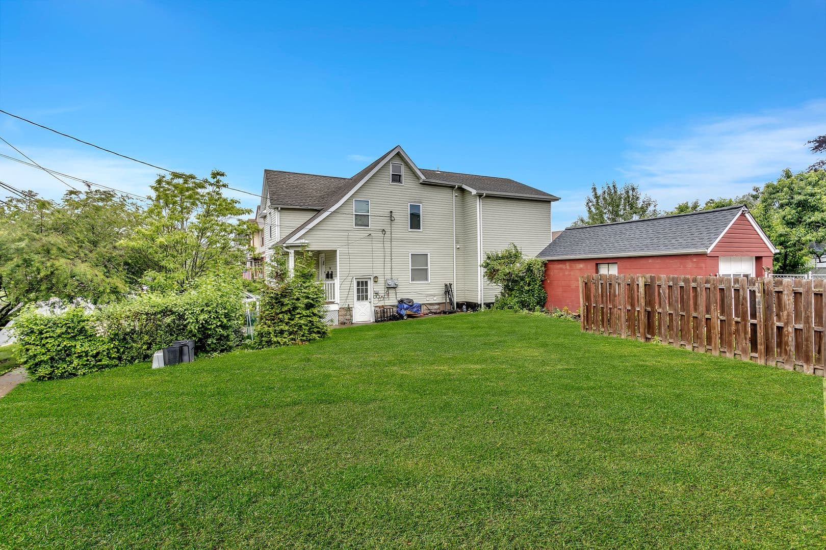 Dunellen Apartment: 401 Sanford Ave