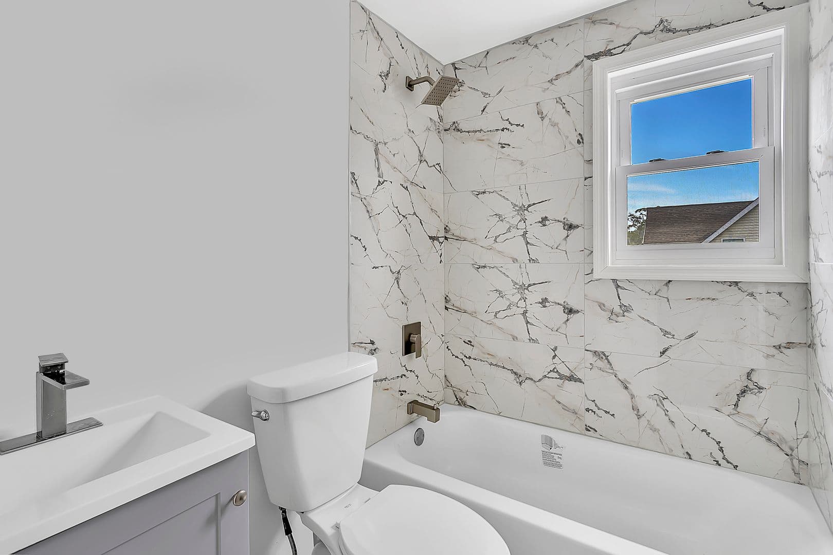 Dunellen Apartment: 401 Sanford Ave