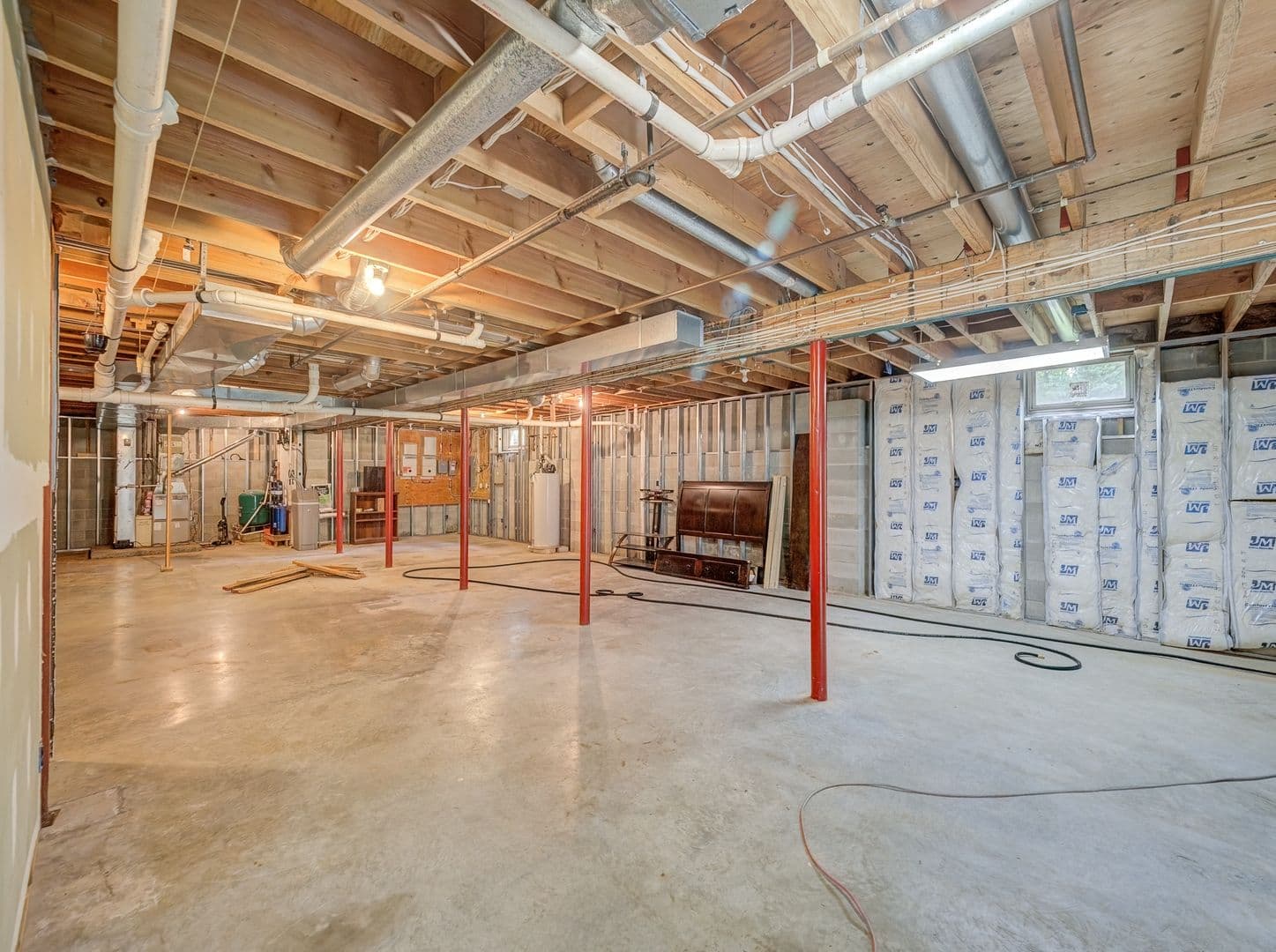 Morganville House: 17 Bauers Ln