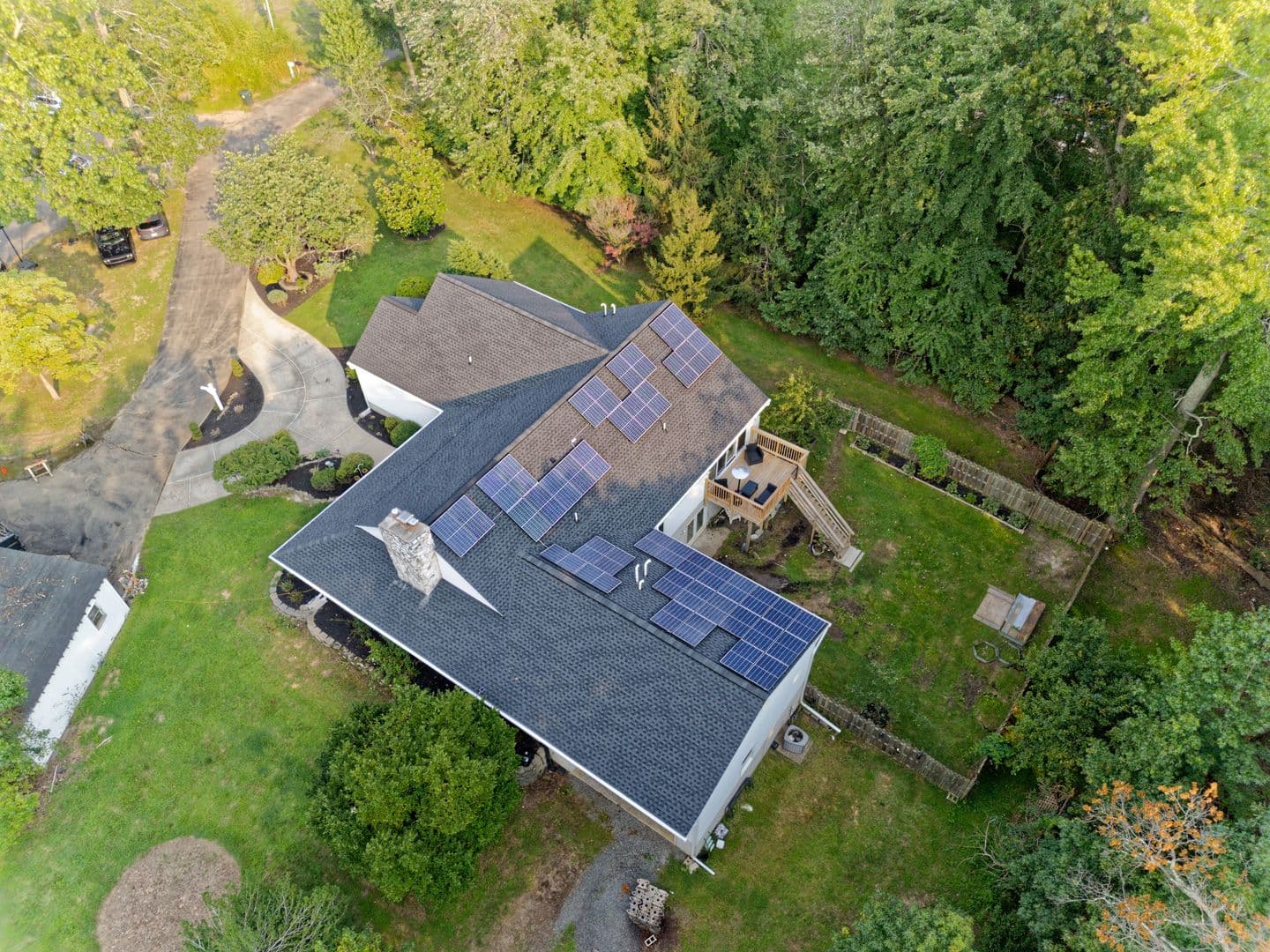 Morganville House: 17 Bauers Ln