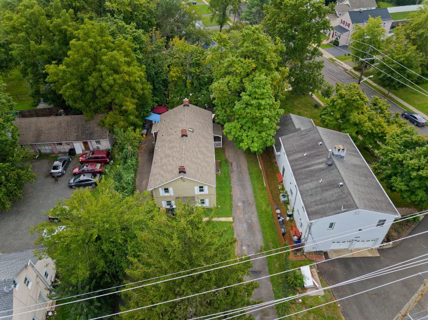 Sommerville Apartment: 148 Davenport Street,