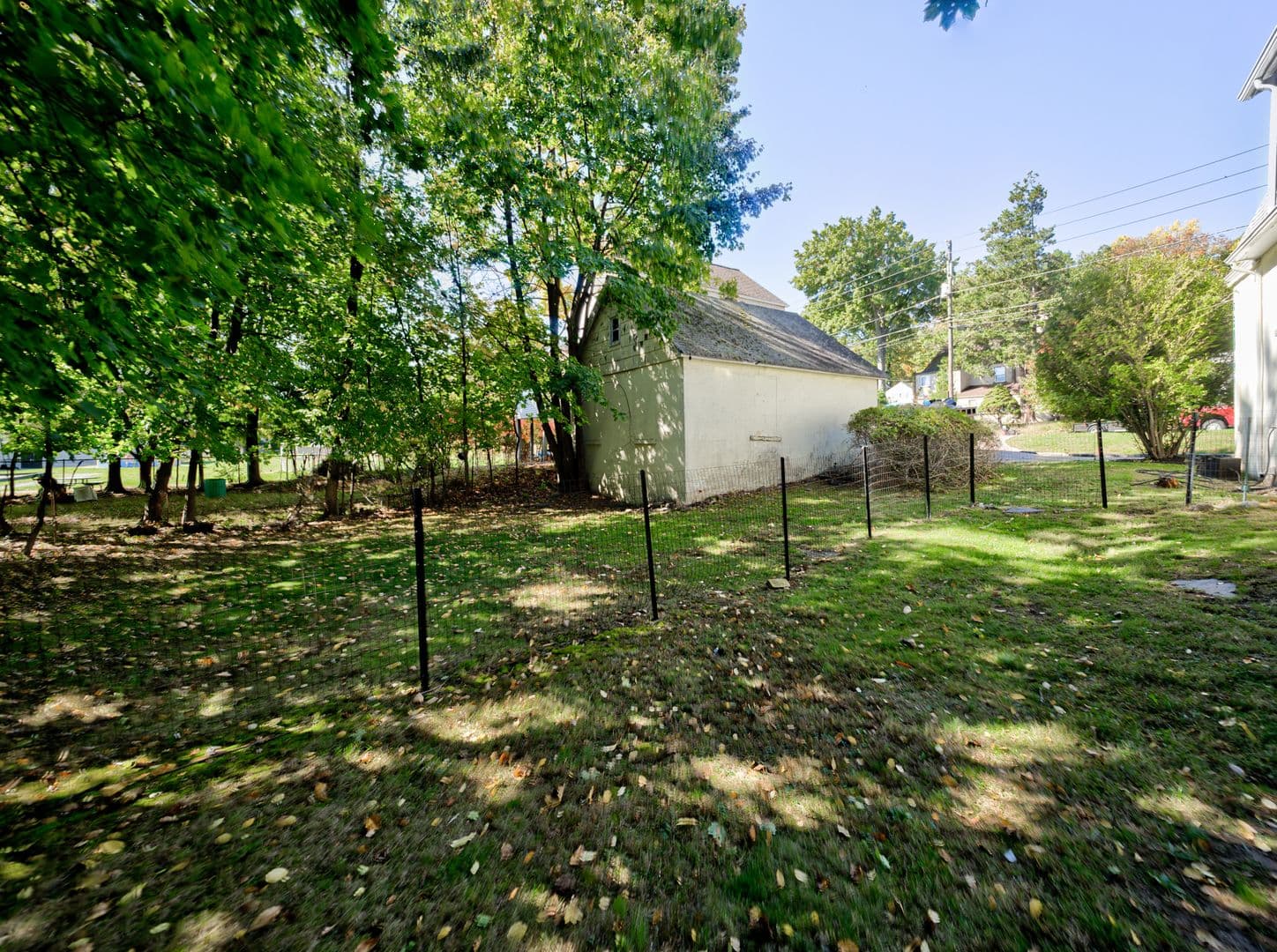 West Orange House: 14 Winding Way