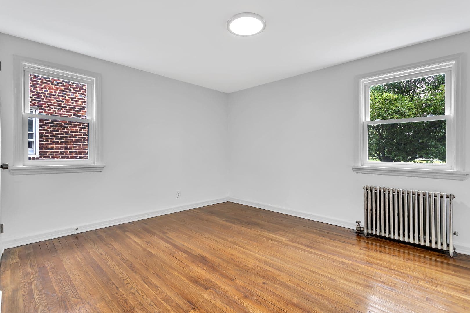 Dunellen Apartment: 401 Sanford Ave