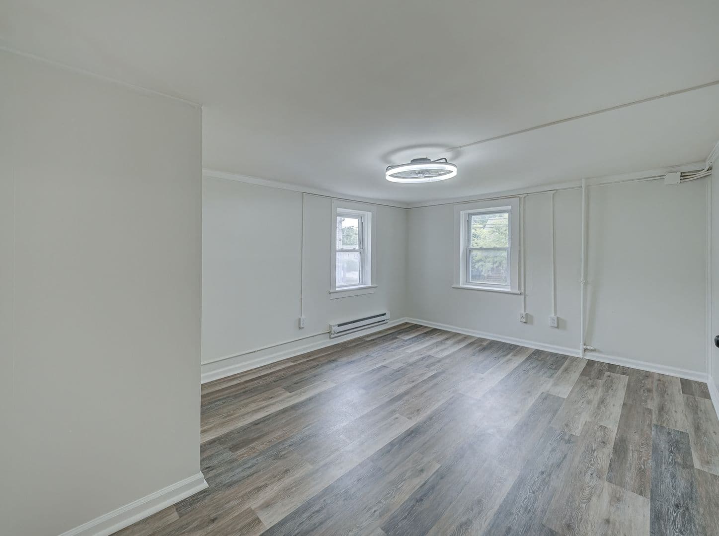 Sommerville Apartment: 148 Davenport Street,