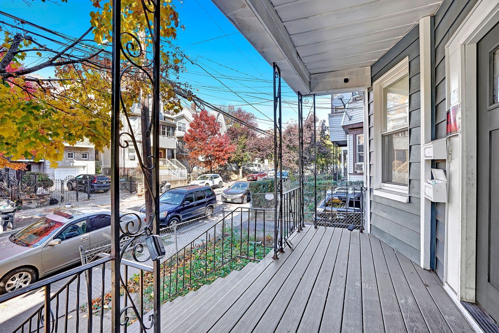 Newark Apartment: 142-144 Seymour Ave
